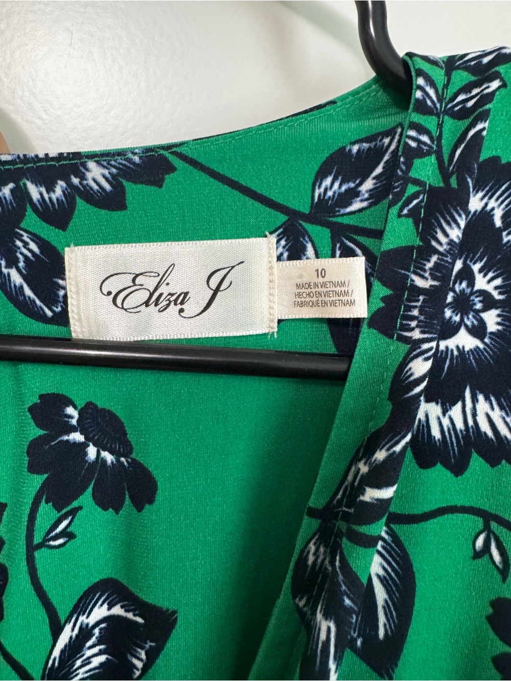 Eliza J Green Floral Faux Wrap Bell Sleeve Dress Size 10 Tie Waist Ruffle Hem - Picture 4 of 13